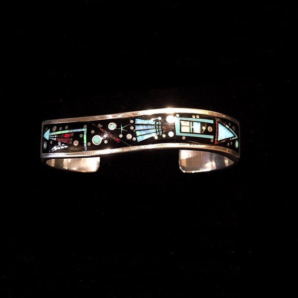 Earrings, bracelet and pendant set - Picture 2 of 3